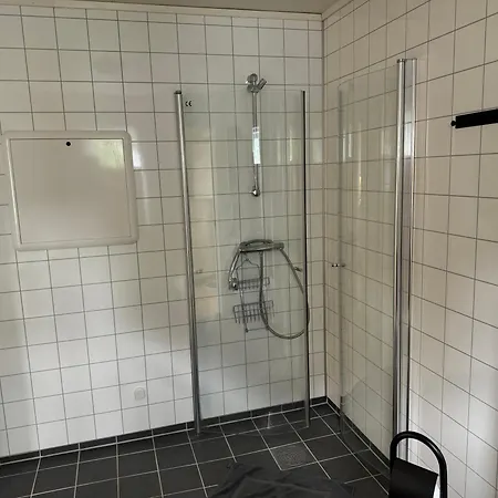 Walo Apartments Tromsdalen - Close To Cable Car And Arctic Cathedral, 10 Min By Bus To City Centre, Free Parking Tromso Exterior photo